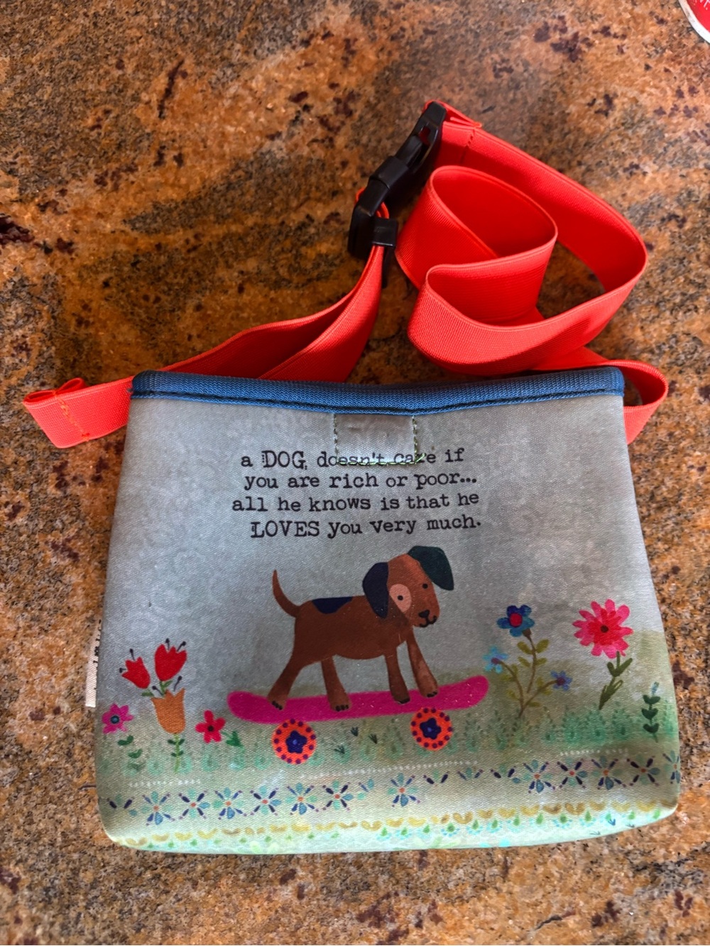 NATURAL LIFE Dog Skateboard Fanny Pack with Red Strap